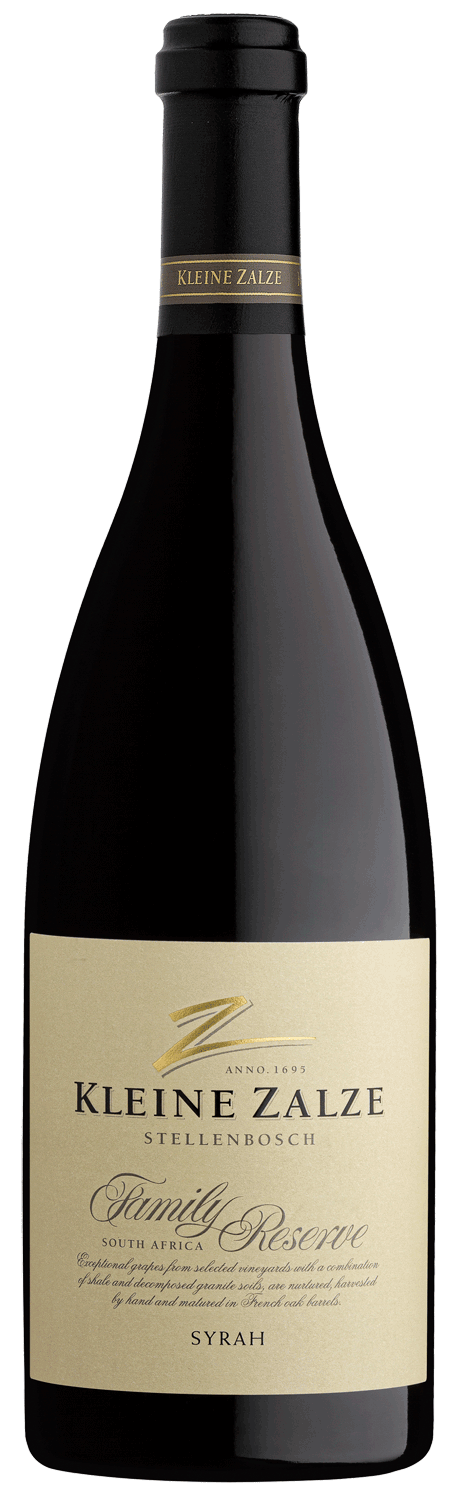 Eine Flasche Kleine Zalze Family Reserve Syrah Wein aus Stellenbosch, Südafrika, mit schwarzer Folie und einem beigen Etikett mit goldenem und schwarzem Text.