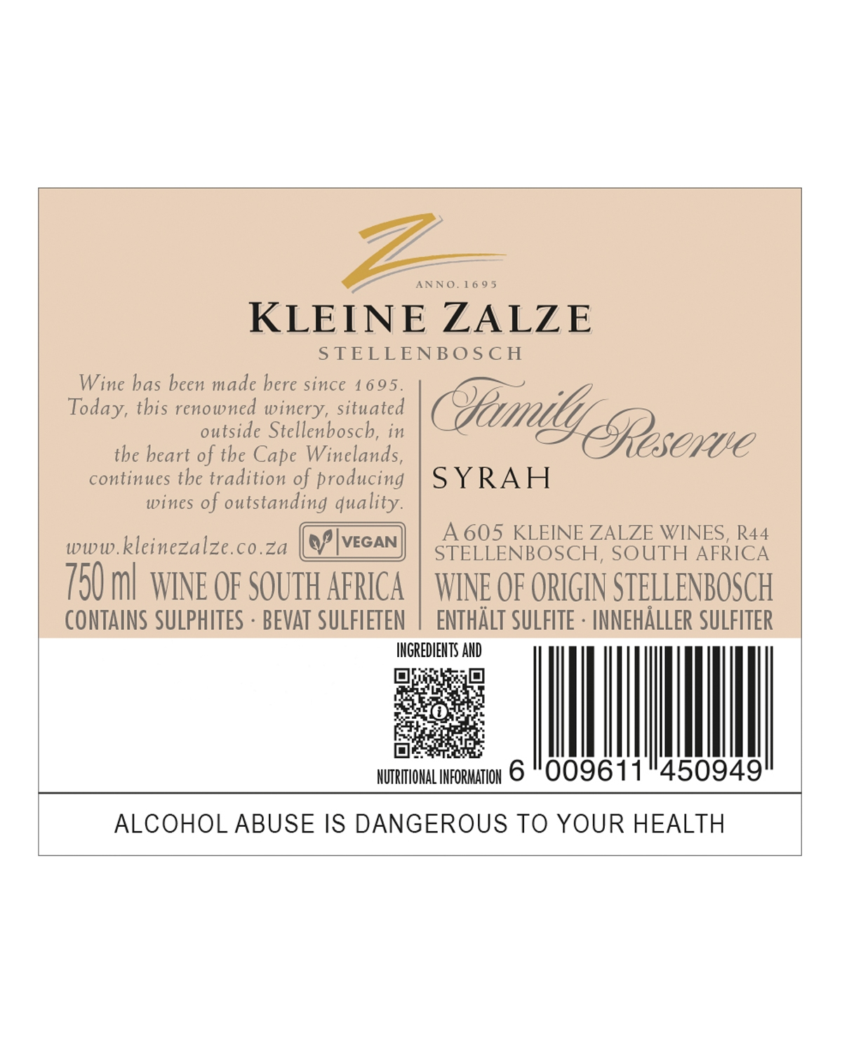 Eine Flasche Kleine Zalze Family Reserve Syrah Wein aus Stellenbosch, Südafrika, mit schwarzer Folie und einem beigen Etikett mit goldenem und schwarzem Text.