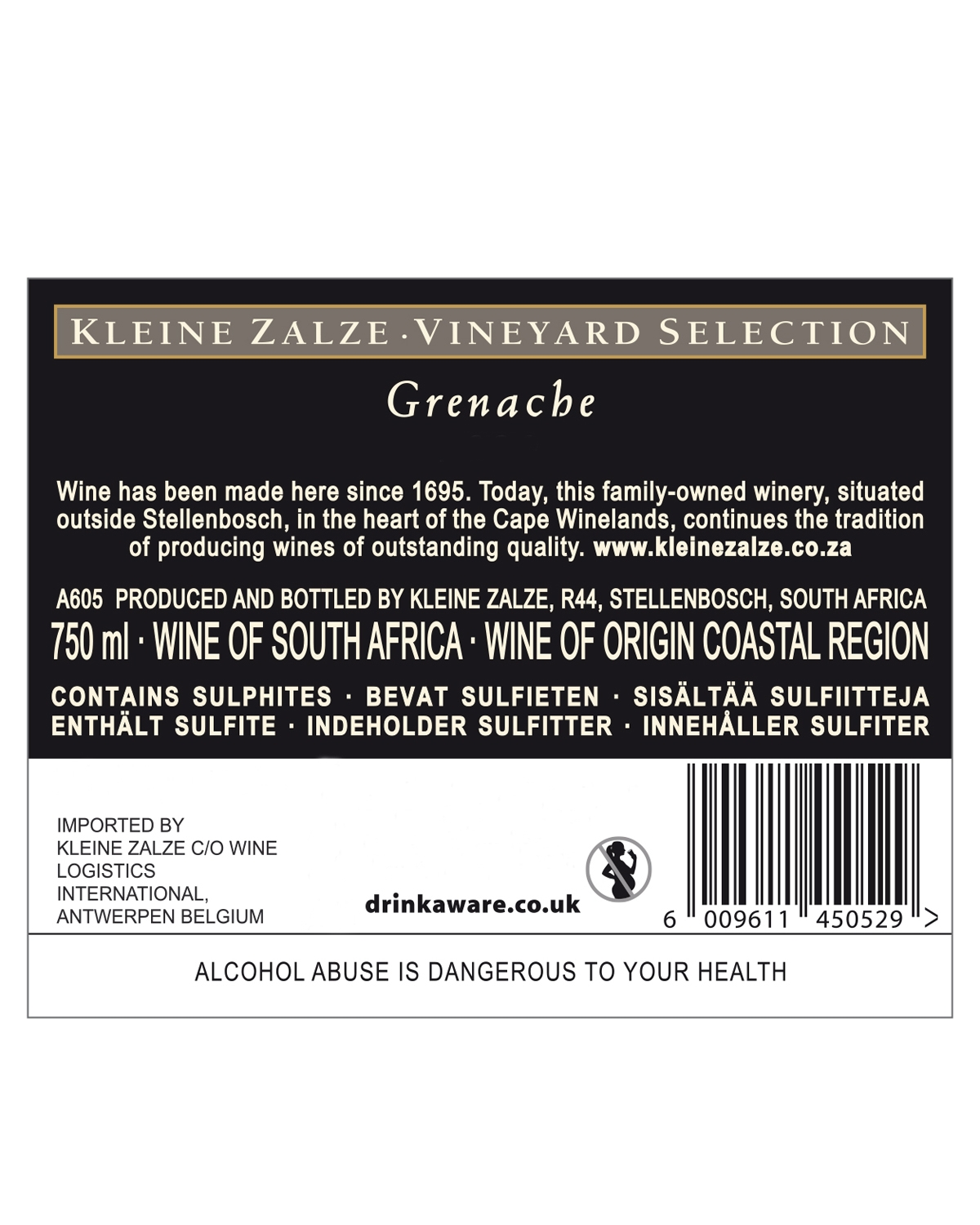 Eine dunkle Weinflasche mit der Aufschrift Klein Zalze Grenache Vineyard Selection South Africa mit goldenem und weißem Text auf schwarzem Hintergrund.