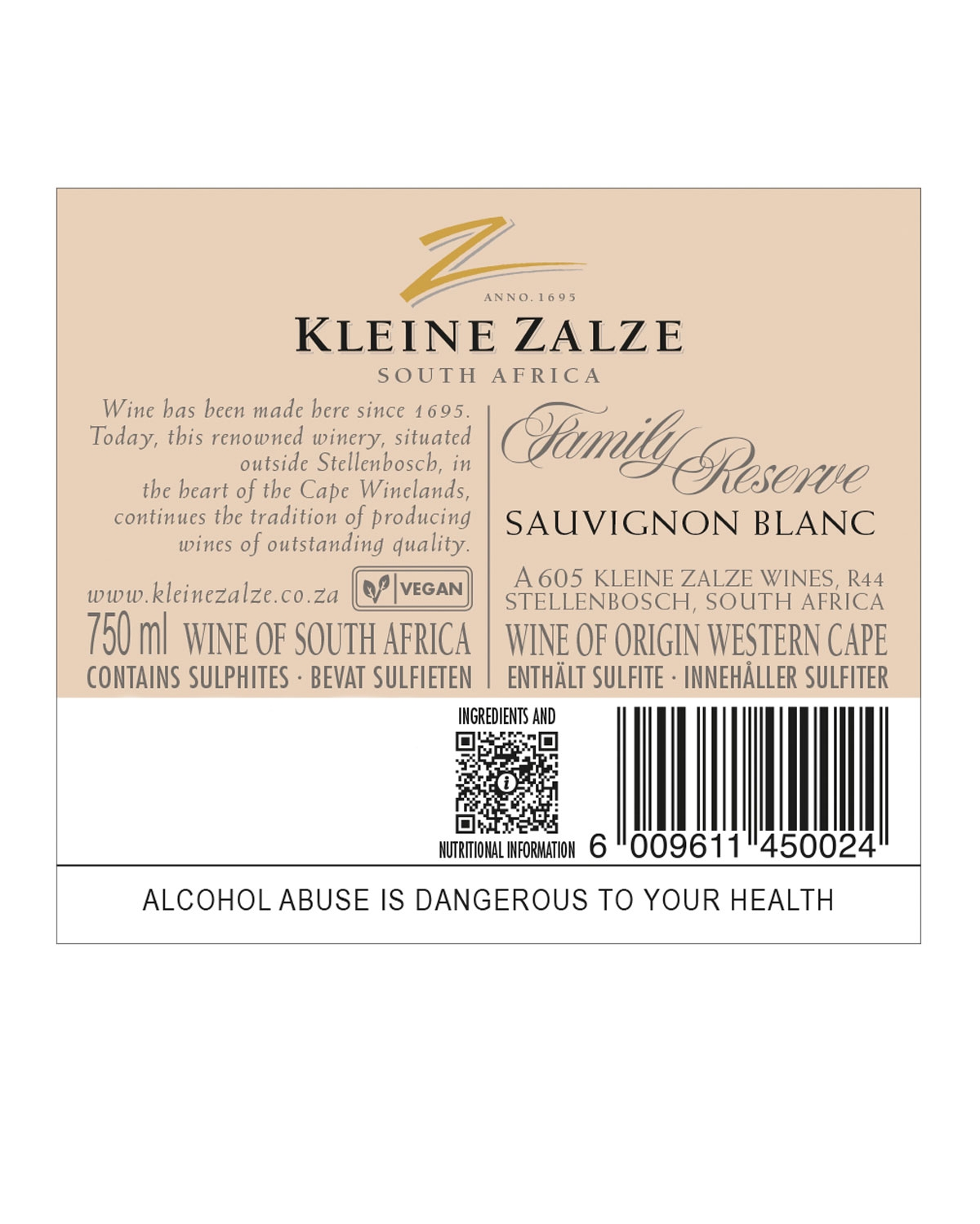 Eine Flasche Kleine Zalze Sauvignon Blanc Wein aus Südafrika, etikettiert Family Reserve mit goldenen und schwarzen Buchstaben auf einem cremefarbenen Etikett. Die Flasche hat einen dunkelgrünen Farbton und eine schwarz-goldene Folie am Hals.