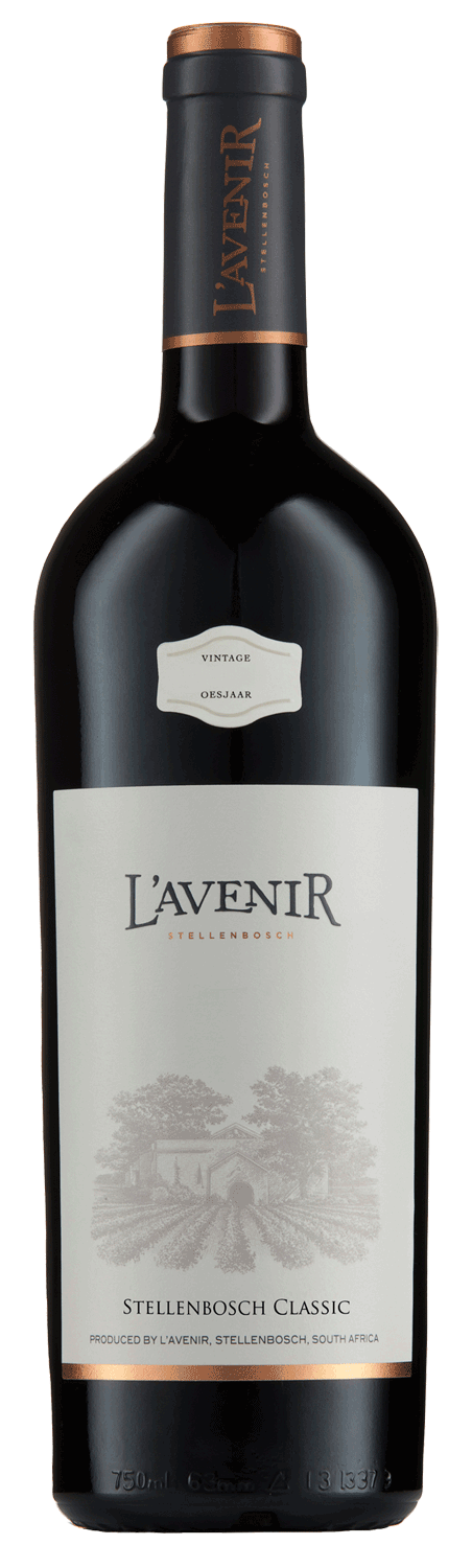 Eine Flasche L'Avenir Stellenbosch Classic Rotwein mit einem cremefarbenen Etikett mit Weinberg-Motiven und goldenen Akzenten. Die Flasche ist dunkel mit einem dunkelbraunen Foliendeckel und der Herkunft des Weins als Stellenbosch, Südafrika aufgeführt.